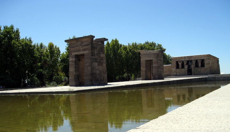 The front of Templo de Debod